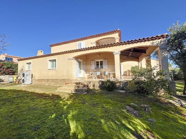 A vendre BELLE VILLA 6 PIECES 190 M² quartier calme La Ciotat