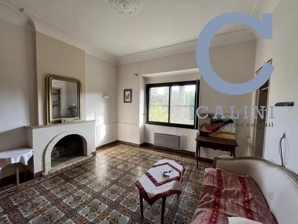 A louer MAISON DE MAîTRE SAINT GENIES DE MALGOIRES