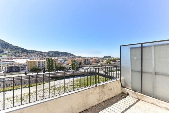 APPARTEMENT T3 67 M2 TERRASSE BORD DE MER NICE