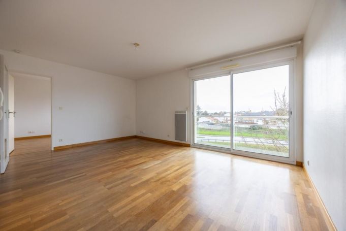 A louer APPARTEMENT T2 48 M2  SAINTE PAZANNE