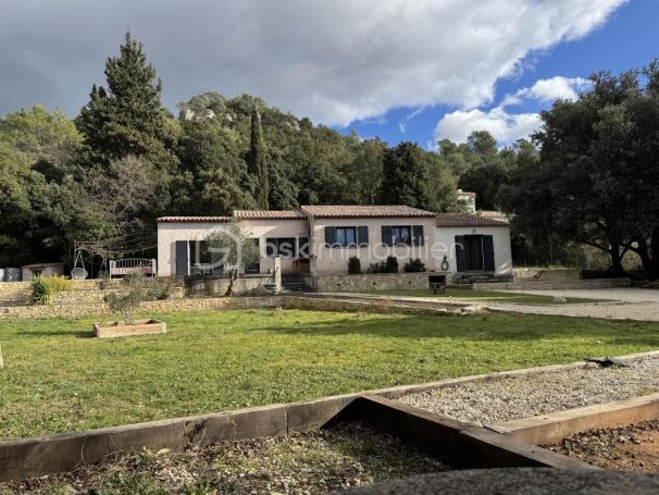 MAISON  CONTEMPORAINE  LA ROQUEBRUSSANNE