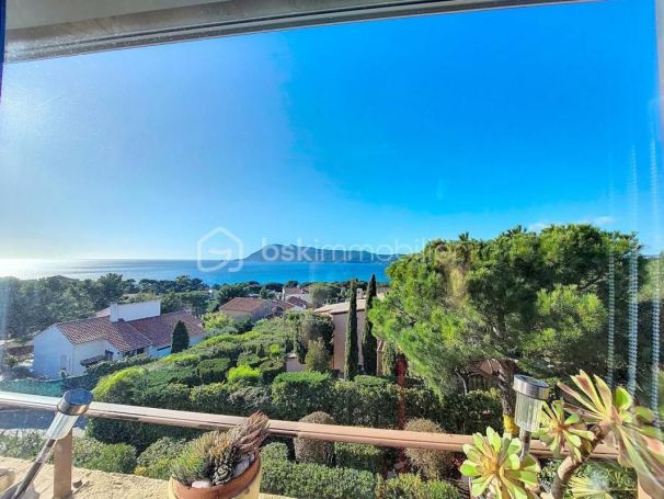 APPARTEMENT DUPLEX T3 51 M2 VUE MER SAINT MANDRIER SUR MER