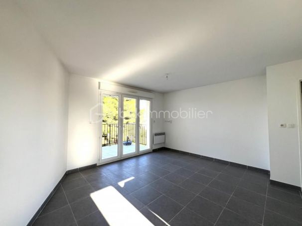 APPARTEMENT T3 52 M2 TERRASSE BORD DE MER FRONTIGNAN