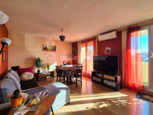 APPARTEMENT T2 46 M2 TERRASSE BORD DE MER LA GARDE