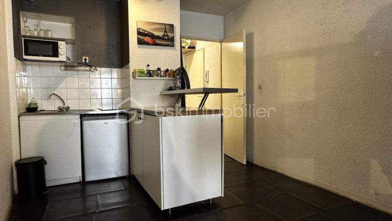 A vendre  Studio 27 M² VENDU LOUE Centre-ville de Toulon