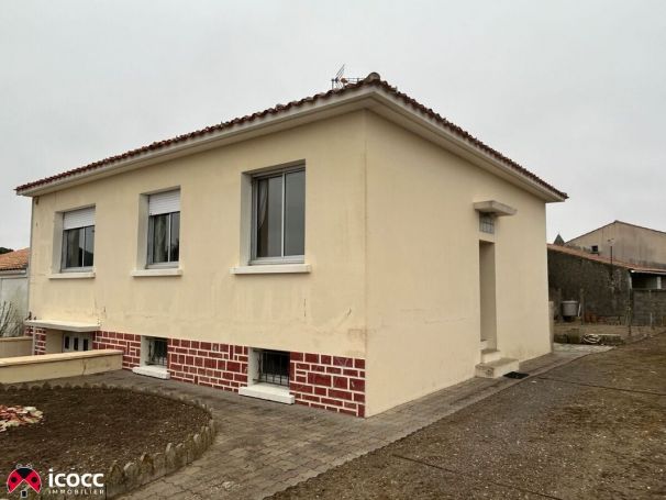 A vendre Maison des annÃ©es 60, proximitÃ© du bourg 85460 L Aiguillon La Presqu Ile