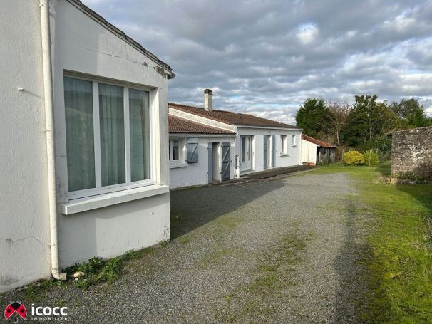 A vendre Ensemble immobilier à rénover 85460 L Aiguillon La Presqu Ile