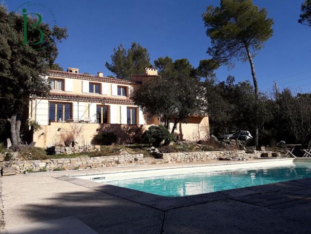 MAISON  5 PIECES 135 M2  BARJOLS