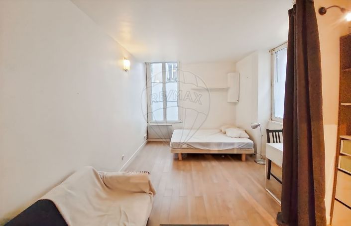 STUDIO  26 M2  NANTES