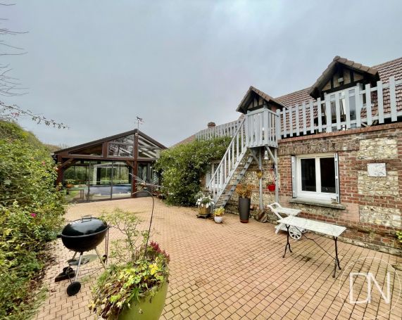 A vendre Maison de caractEre 8 PIECES 193 M² PROCHE PLAGE ETRETAT