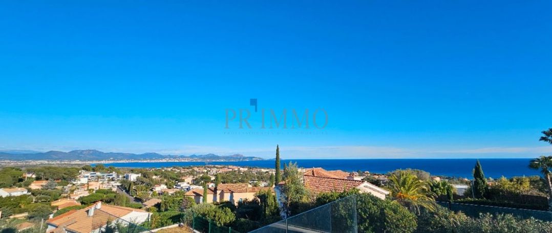 MAISON  5 PIECES 140 M2 VUE MER FREJUS