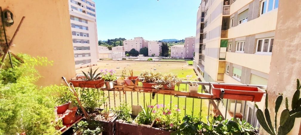 APPARTEMENT T4 77 M2  AUBAGNE