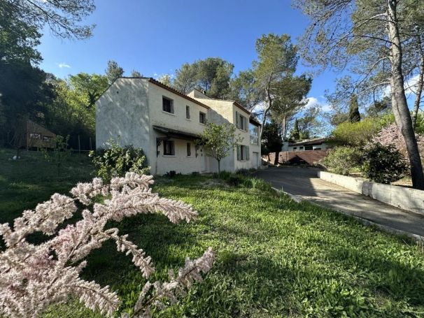 A louer MAISON 5 PIECES 128 M2 SAINT CLEMENT DE RIVIERE