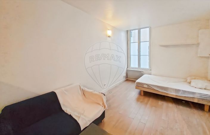 STUDIO  26 M2  NANTES