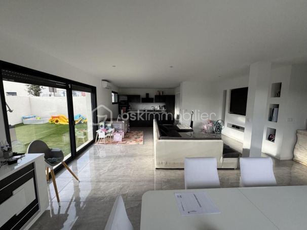 MAISON  5 PIECES 120 M2  VALROS