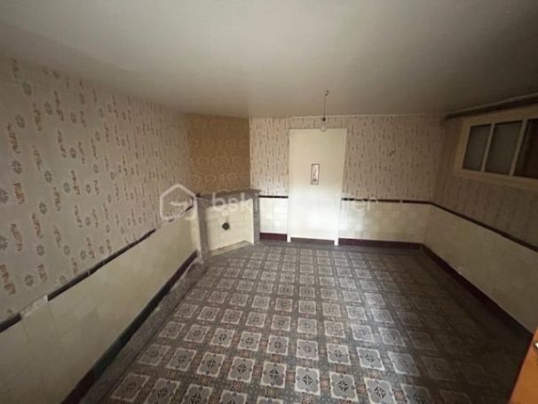 APPARTEMENT T5 66 M2  LE PORTEL