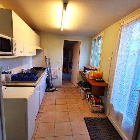 A vendre Maison de ville 6 PIECES 130 M² A RENOVER Val-de-Scie