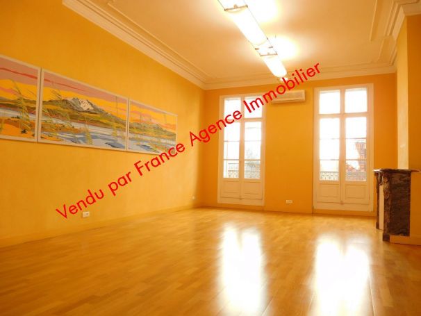 APPARTEMENT T4 132 M2  PERPIGNAN