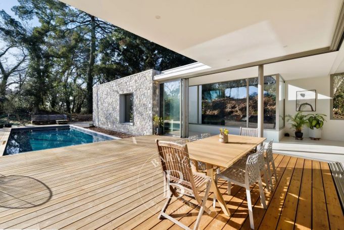 A vendre VILLA CONTEMPORAINE 5 PIECES 189 M² PROCHE D'HOSSEGOR  MESSANGES