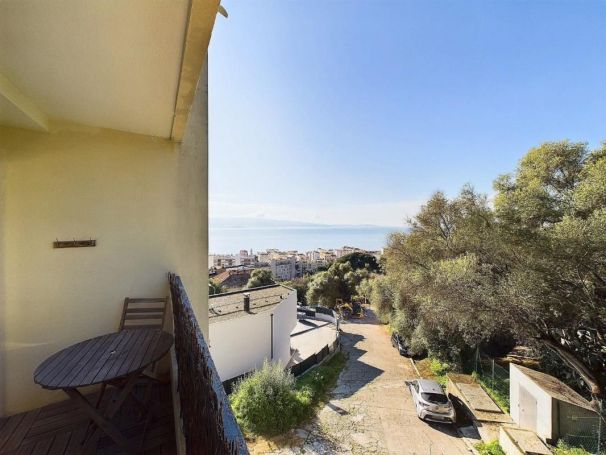 APPARTEMENT T2 30 M2 VUE MER AJACCIO