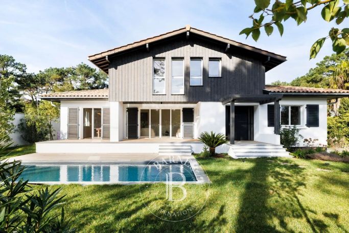 MAISON  CONTEMPORAINE BORD DE MER ANGLET