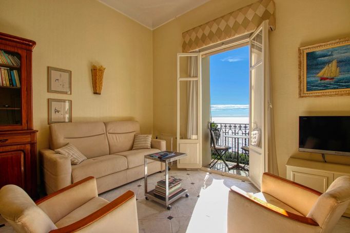 A vendre TRES BEL APPARTEMENT T2 VUE MER RESIDENCE EDEN CAP D'AIL