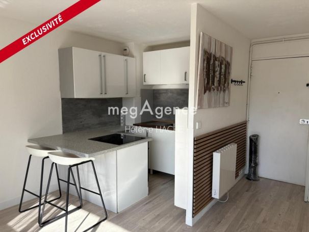 APPARTEMENT T2 30 M2 TERRASSE BORD DE MER ANTIBES