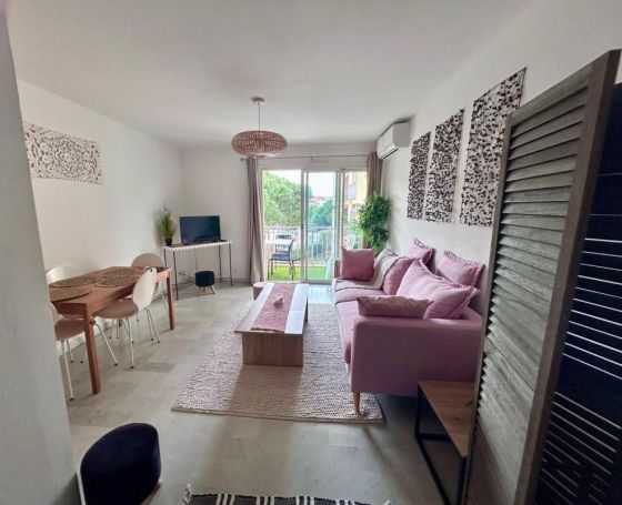 APPARTEMENT T2 54 M2 BORD DE MER FREJUS