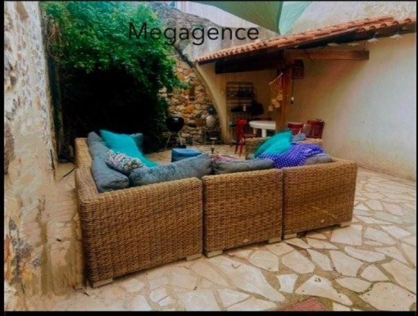 APPARTEMENT T3 50 M2 TERRASSE PLAGE à PIED HYERES