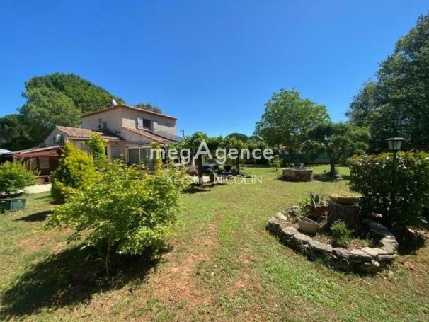 MAISON  6 PIECES 143 M2  LE VAL