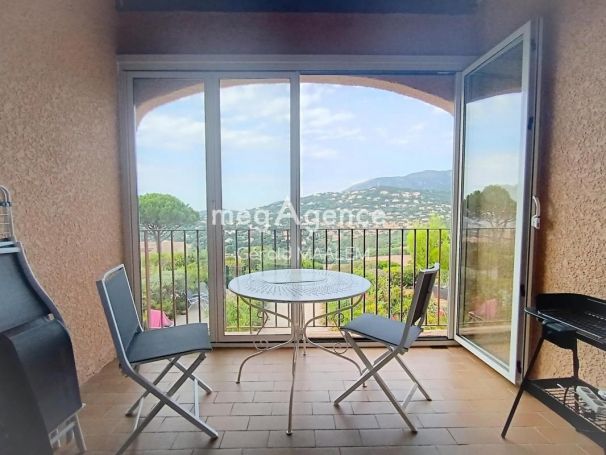 APPARTEMENT T2 36 M2 BORD DE MER CAVALAIRE SUR MER