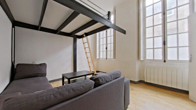 STUDIO  24 M2  NANTES