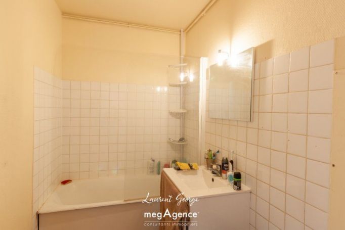 APPARTEMENT T2 52 M2  MAROMME