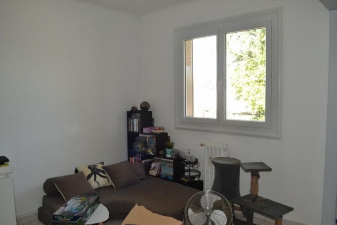 APPARTEMENT T3 70 M2  CARCASSONNE