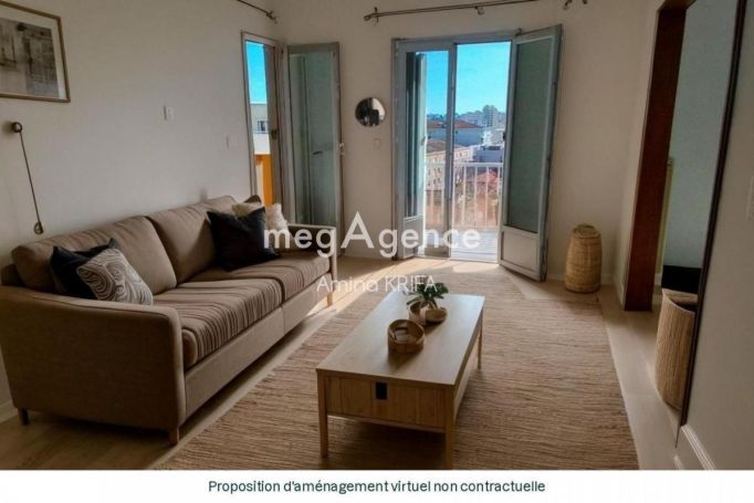 APPARTEMENT T4 87 M2 BORD DE MER TOULON