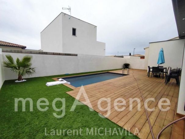 MAISON  4 PIECES 97 M2  BEZIERS