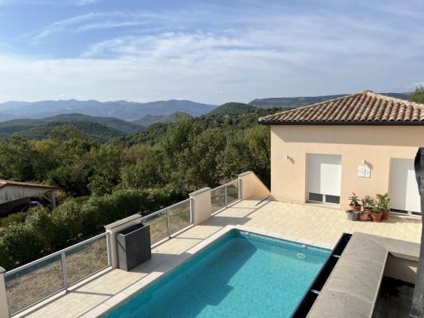 A vendre MAISON 5 PIECES 162 M2 BEDARIEUX