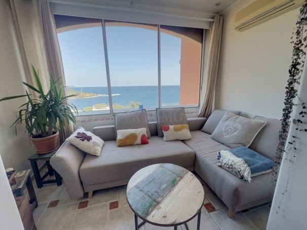 A vendre APPARTEMENT T2 47 M2 TERRASSE VUE MER FREJUS