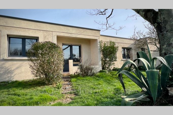 MAISON  5 PIECES 131 M2  SAINT VIVIEN DE MEDOC