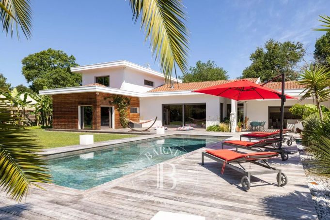 A vendre BELLE MAISON CONTEMPORAINE 5 PIECES 240 M² HOSSEGOR