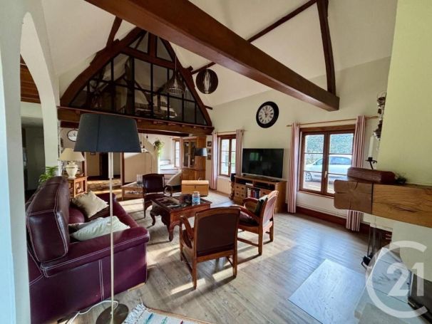 A vendre LONGèRE 11 PIECES 222 M2 BORD DE MER MONTREUIL SUR MER