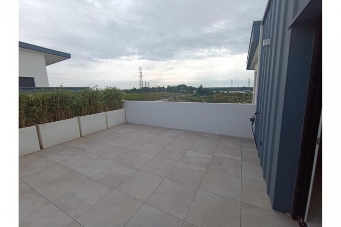 APPARTEMENT T3 84 M2 TERRASSE  SAINT JEAN DE VEDAS