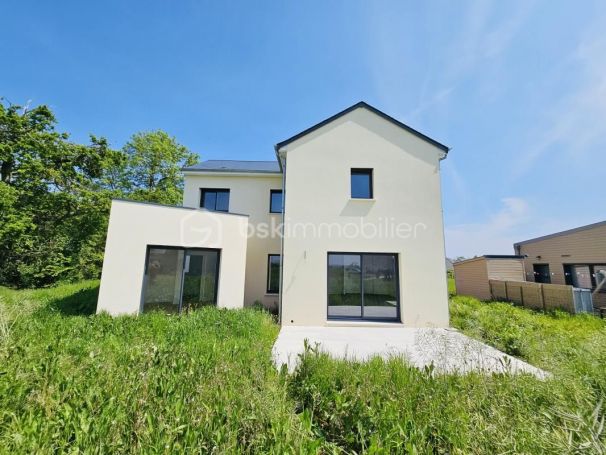 MAISON  CONTEMPORAINE BORD DE MER BAYEUX