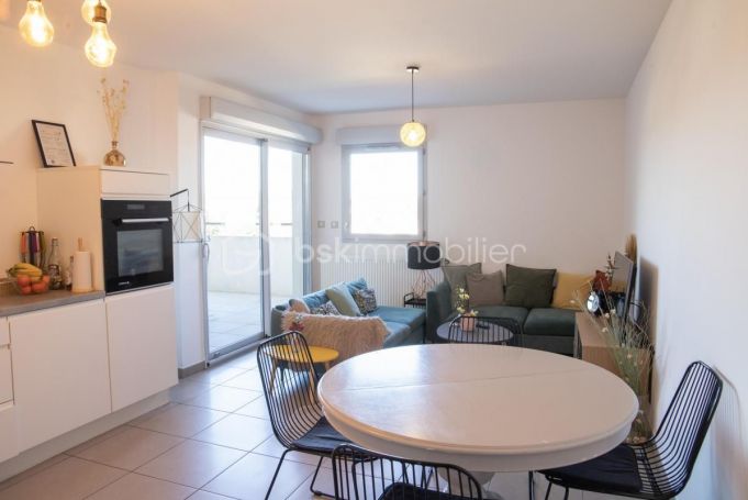 APPARTEMENT T3 62 M2 TERRASSE  JUVIGNAC