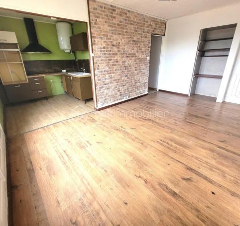 APPARTEMENT T4 56 M2  BAGNOLS SUR CEZE