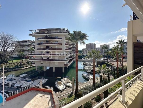 APPARTEMENT DE PRESTIGE T3 68 M2 TERRASSE BORD DE MER MANDELIEU LA NAPOULE