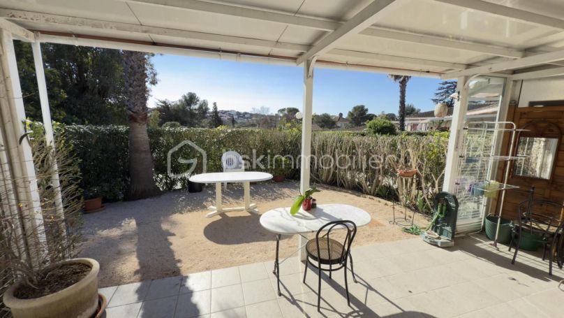 APPARTEMENT DE PRESTIGE T3 65 M2 TERRASSE BORD DE MER SAINT RAPHAEL