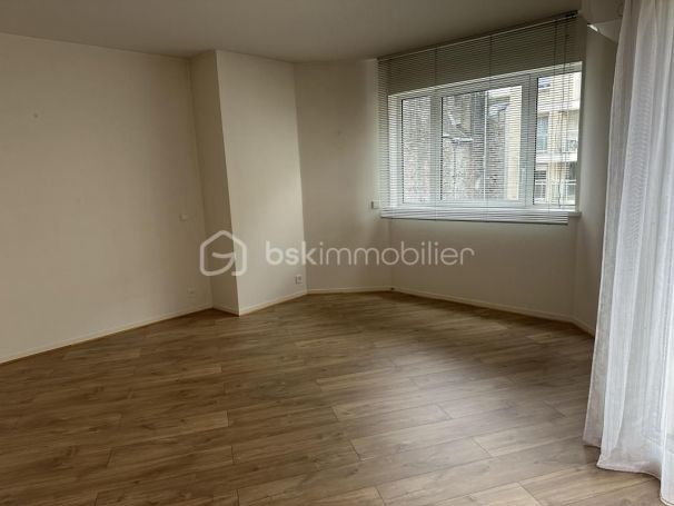 APPARTEMENT T2 53 M2  PAU