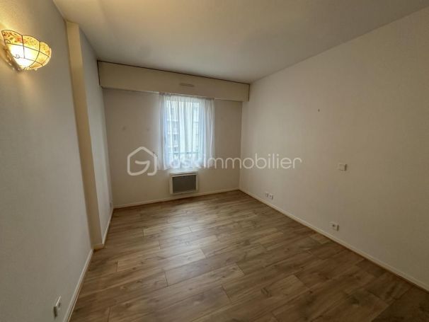 APPARTEMENT T2 53 M2  PAU