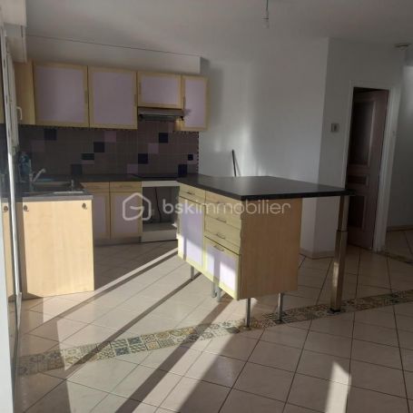 A vendre APPARTEMENT T4  Perpignan